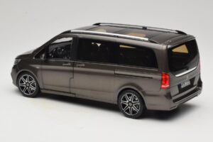 Mercedes V-Class W447 AMG Line Indium Grey Norev 1:18 183873 Métal — image 7 sur 8