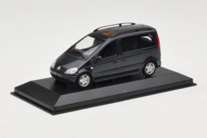 Mercedes Vaneo Bleu Foncé Minichamps 1:43 400031200 Métal — image 2 sur 4