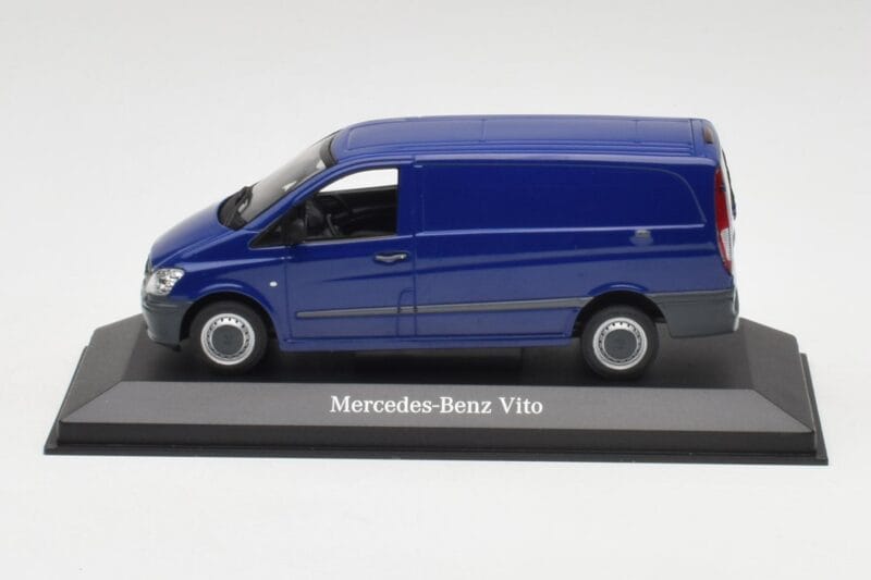 Mercedes Vito Atlantis Bleu Minichamps 1:43 Mercedes Vito Atlantis Bleu Minichamps 1:43 B66960525 Métal