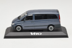 Mercedes Vito W638 Lugano Grey Minichamps 1:43 B67871201 Métal