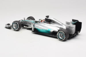 Mercedes W05 #44 L. Hamilton Mercedes AMG Petronas Chinese Grand Prix Winner 2014 Minichamps 1:18 110140244 Métal — image 5 sur 7