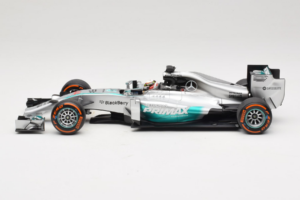 Mercedes W05 #44 L. Hamilton Mercedes AMG Petronas Malaysian Grand Prix Winner 2014 Minichamps 1:18 110140144 Métal — image 3 sur 7