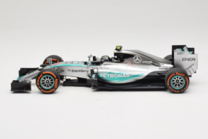 Mercedes W06 #6 N. Rosberg Mercedes AMG Petronas Japanese Grand Prix 2015 Minichamps 1:18 110150206 Métal — image 3 sur 7