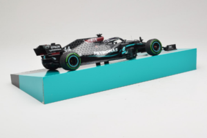 Mercedes W11 #44 L. Hamilton Mercedes AMG Petronas Turkish Grand Prix Winner World Champion 2020 Minichamps 1:18 113201444 Ré — image 3 sur 7