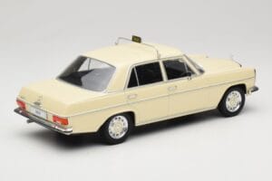Mercedes W115 Beige Taxi MCG 1:18 MCG18055 Métal — image 2 sur 6