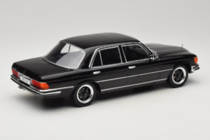 Mercedes W116 Noir MCG 1:18 MCG18551 Métal — image 2 sur 6