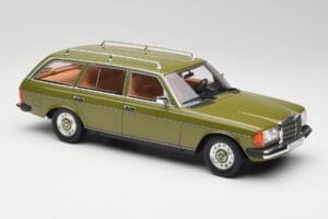 Mercedes W123 200T Cypress Vert BoS Models 1:18 BOS008 Métal — image 4 sur 6