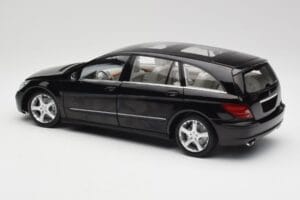 Mercedes R-Class W251 Obsidian Noir Minichamps 1:18 150034601 Métal — image 7 sur 8