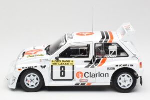 MG Metro 6R4 #8 P. Eklund / D. Whittock Rally Finland 1986 Sun Star 1:18 5536 Métal — image 4 sur 8