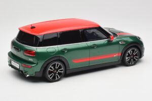 Mini Clubman JCW F54 British Racing Green Otto 1:18 OT1168 Résine — image 2 sur 6