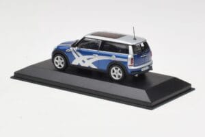Mini Clubman R55 Cooper S Blue Metallic Onitsuka Tiger Minichamps 1:43 403138676 Métal — image 3 sur 4