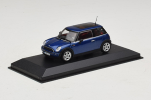 Mini Cooper Cabriolet Bleu Minichamps 1:43 80420309092-R1 Métal — image 2 sur 5