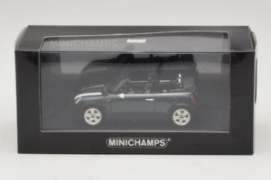Mini Cooper Cabriolet Vert Avec Bande Blanche Minichamps 1:43 80420309093-R1 Métal — image 5 sur 5