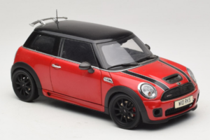 Mini Cooper John Cooper Works R56 Rouge & Noir Kyosho 1:18 80430419909 Métal — image 6 sur 8