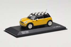 MINI One R50 Jaune Minichamps 1:43 431138104 Métal — image 4 sur 5