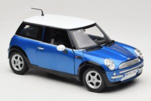 Mini Cooper R50 Bleu avec Toit Blanc Mondo Motors 1:18 MINI004 Métal — image 6 sur 8