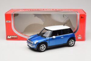 Mini Cooper R50 Bleu avec Toit Blanc Mondo Motors 1:18 MINI004 Métal — image 8 sur 8