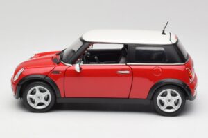 Mini Cooper R50 Rouge Maisto 1:18 31619 Métal — image 3 sur 8