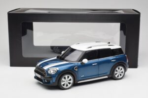 Mini Countryman F60 Island Bleu & Blanc Kyosho 1:18 80432447940 Métal — image 8 sur 8