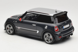 Mini John Cooper Works GP2 R56 Thunder Grey Otto 1:18 OT497 Résine — image 5 sur 6