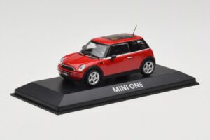 Mini One R50 Rouge Avec Toit Rouge Minichamps 1:43 MINI001 Métal — image 2 sur 5
