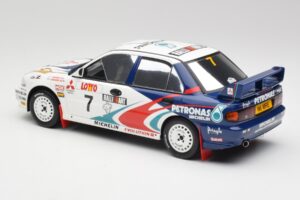 Mitsubishi Lancer Evo 3 Group A #4 T. Makinen / S. Harjanne Rally Australia 1996 Otto 1:18 OT475 Résine — image 5 sur 6