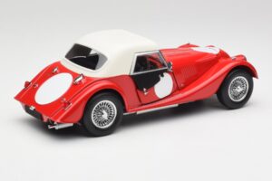 Morgan 4/4 Plus Competition Hardtop Rouge Kyosho 1:18 08114R Métal — image 3 sur 8