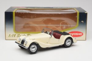 Morgan 4/4 Series II Blanc Kyosho 1:18 08111W Métal — image 8 sur 8