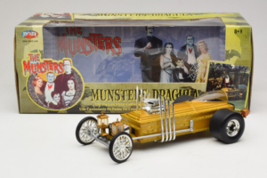 Munsters Dragula Movie Car Joyride 1:18 33266 Métal — image 8 sur 8