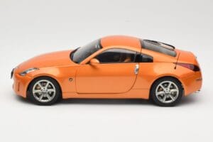 Nissan 350Z Z33 Sunset Orange AUTOart 1:18 77312 Métal — image 4 sur 8