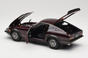 Nissan Fairlady 240Z-G S30 Bordeaux Kyosho 1:18 08212M Métal — image 5 sur 8