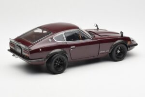 Nissan Fairlady 240ZG Marron Kyosho 1:18 08217M Métal — image 3 sur 8