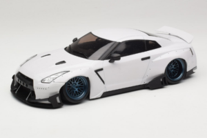 Nissan GT-R R35 Boost Wars 2 Blanc Jp Kraemo 1:18 KRAEMO001 Métal — image 2 sur 7