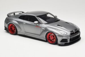 Nissan GT-R R35 Prior Design Gris GT Spirit 1:18 GT243 Résine — image 4 sur 6