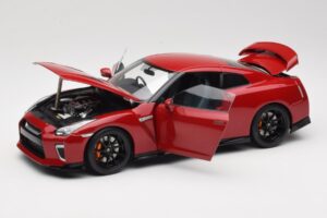 Nissan GT-R R35 Track Edition NISMO Vibrant Red MotorHelix 1:18 M83511 Métal — image 2 sur 8