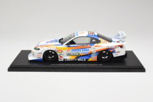 Nissan Silvia S15 LB-Super Silhouette #555 Formula Drift Japan 2023 TopSpeed 1:18 TS0586 Résine