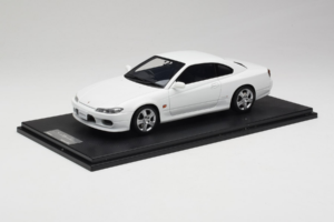 Nissan Silvia S15 Spec-S Blanc Cracked Plexi One Model 1:18 REMC034 Métal — image 2 sur 7