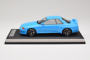 Nissan Skyline GT-R R32 Customized Version Bleu MotorHelix 1:18 MH029CB Résine