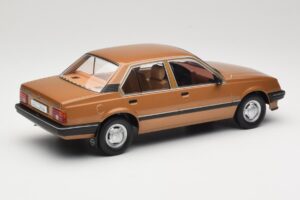 Opel Ascona C Berlina Beige Metallic MCG 1:18 MCG18459 Métal — image 2 sur 6