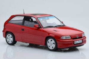 Opel Astra F GSi Rouge Norev 1:18 183672 Métal — image 4 sur 6
