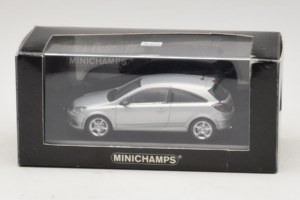 Opel Astra H GTC Argent Minichamps 1:43 ASTRA003 Métal — image 4 sur 4