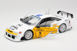 Opel Calibra V6 #9 M. Reuter DTM 1995 UT Models 1:18 180954209 Métal — image 2 sur 8