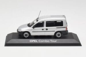 Opel Combo C Argent Minichamps 1:43 COMBO001 Métal