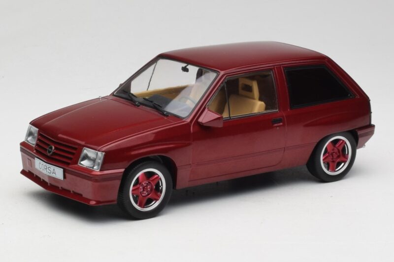 Opel Corsa A Custom Rouge MCG 1:18 MCG18433 Métal