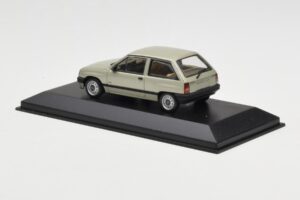 Opel Corsa A Swing Vert Minichamps 1:43 400045002 Métal — image 3 sur 4