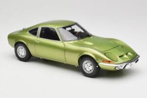 Opel GT Green Metallic Minichamps 1:18 180049029 Métal — image 6 sur 8