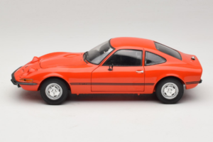 Opel GT/J Rouge Minichamps 1:18 180049028 Métal — image 4 sur 8