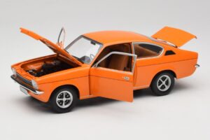 Opel Kadett C Coupé Orange Minichamps 1:18 180045622 Métal — image 2 sur 8