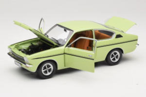 Opel Kadett C SR Vert Minichamps 1:18 180045625 Métal — image 2 sur 8