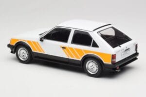 Opel Kadett D SR Blanc avec Décor Jaune MCG 1:18 MCG18534 Métal — image 5 sur 6